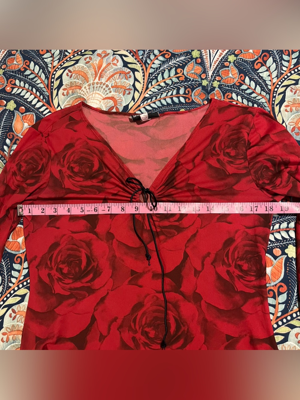Y2K Fashion Bug Red rose bell sleeve blouse with tie front detail - Picture 8 of 10